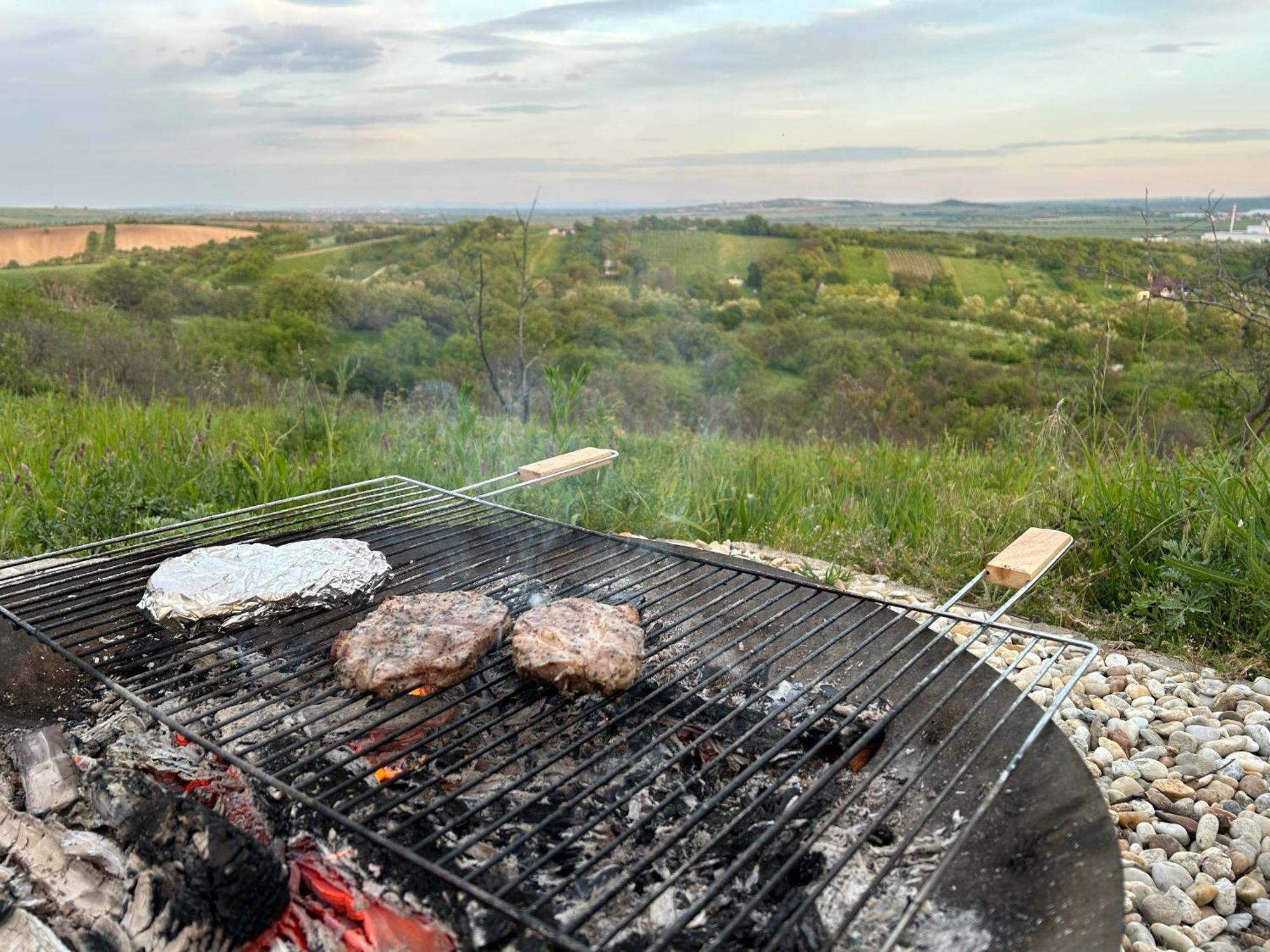 Luxusní stan Osada Na Hurce Hustopeče
